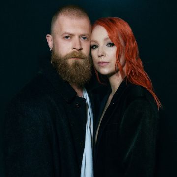Surov & Tarabarova — Не залишай